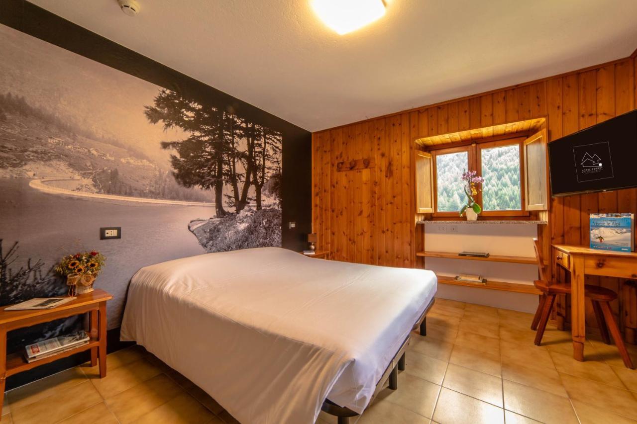 Hotel & Restaurant Perret - Mountain People Валгризенке Екстериор снимка