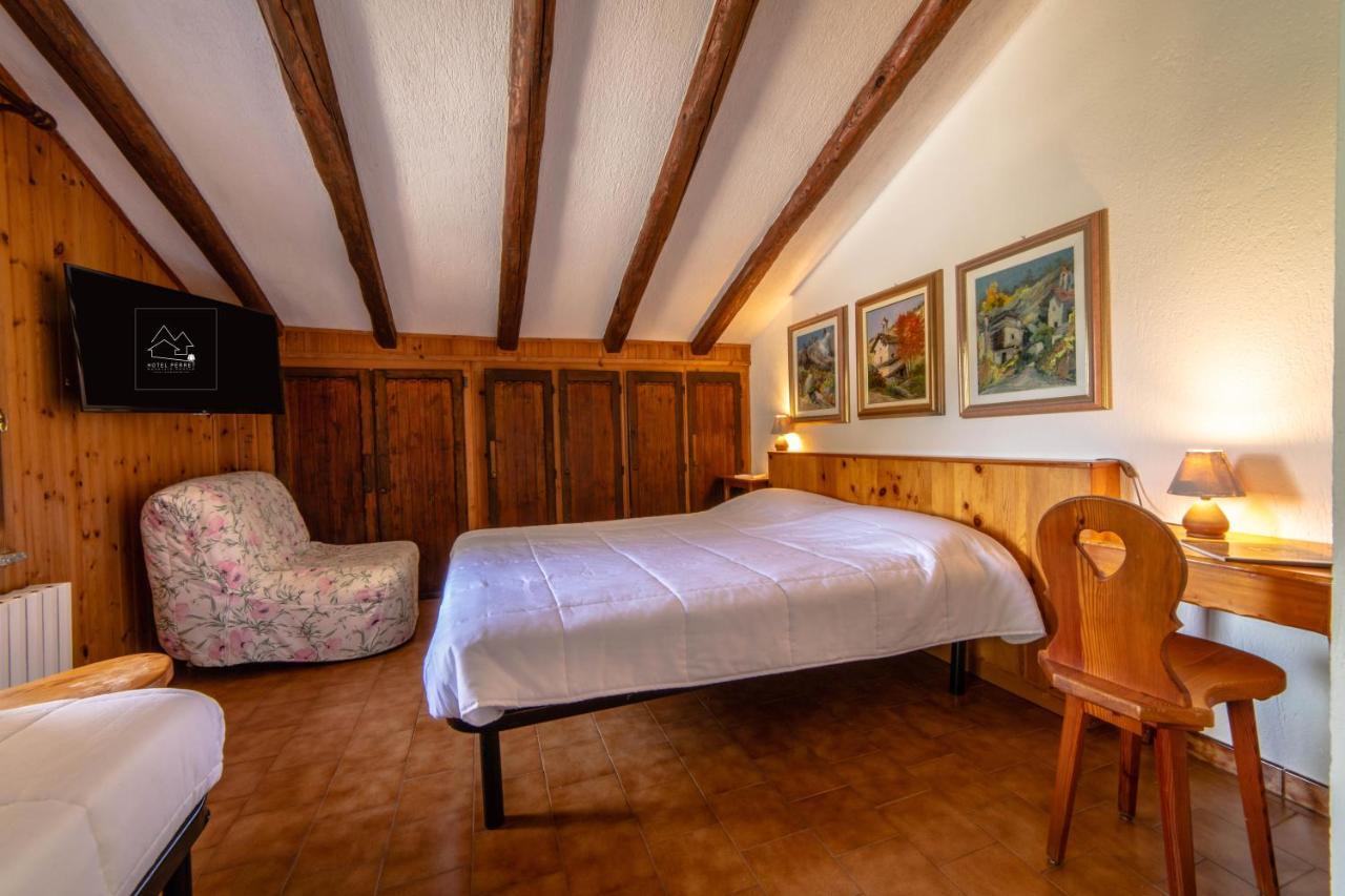 Hotel & Restaurant Perret - Mountain People Валгризенке Екстериор снимка
